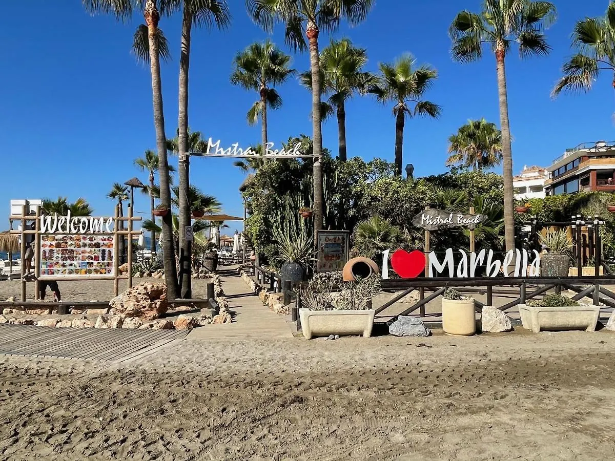 Fabulous 4 Bedroomed Townhouse In Marbella