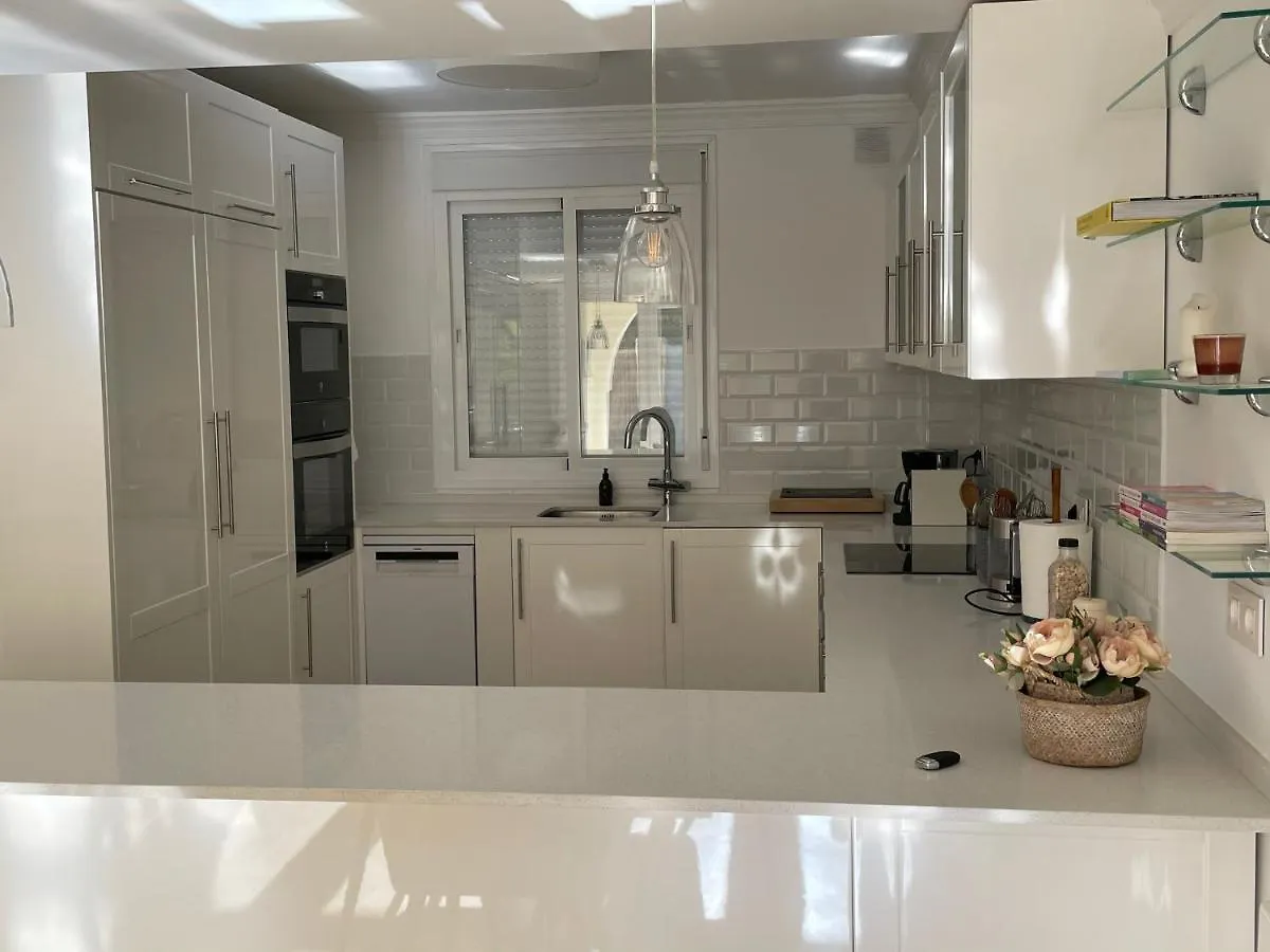 Fabulous 4 Bedroomed Townhouse In Marbella