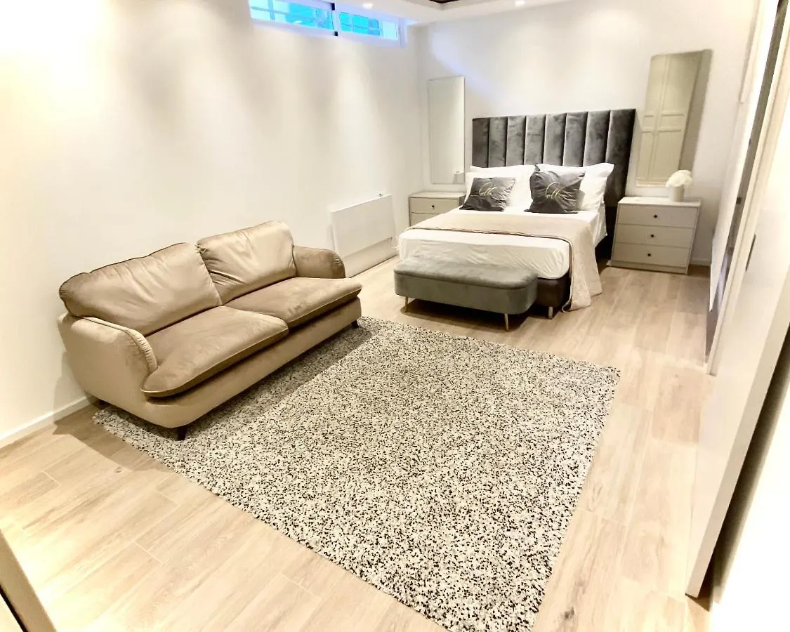 Holiday home Fabulous 4 Bedroomed Townhouse In Marbella Spain