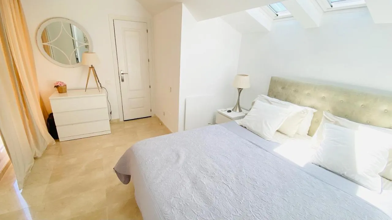 Fabulous 4 Bedroomed Townhouse In Marbella
