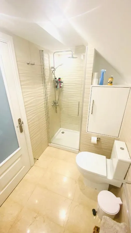 Fabulous 4 Bedroomed Townhouse In Marbella