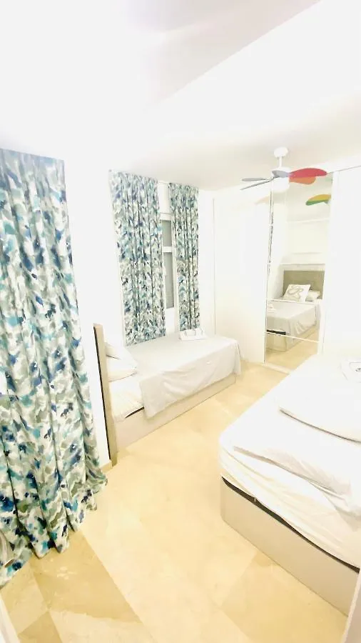 Fabulous 4 Bedroomed Townhouse In Marbella