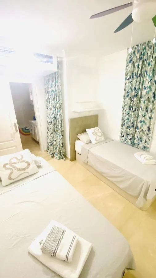 Holiday home Fabulous 4 Bedroomed Townhouse In Marbella