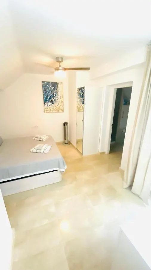 Fabulous 4 Bedroomed Townhouse In Marbella Holiday home